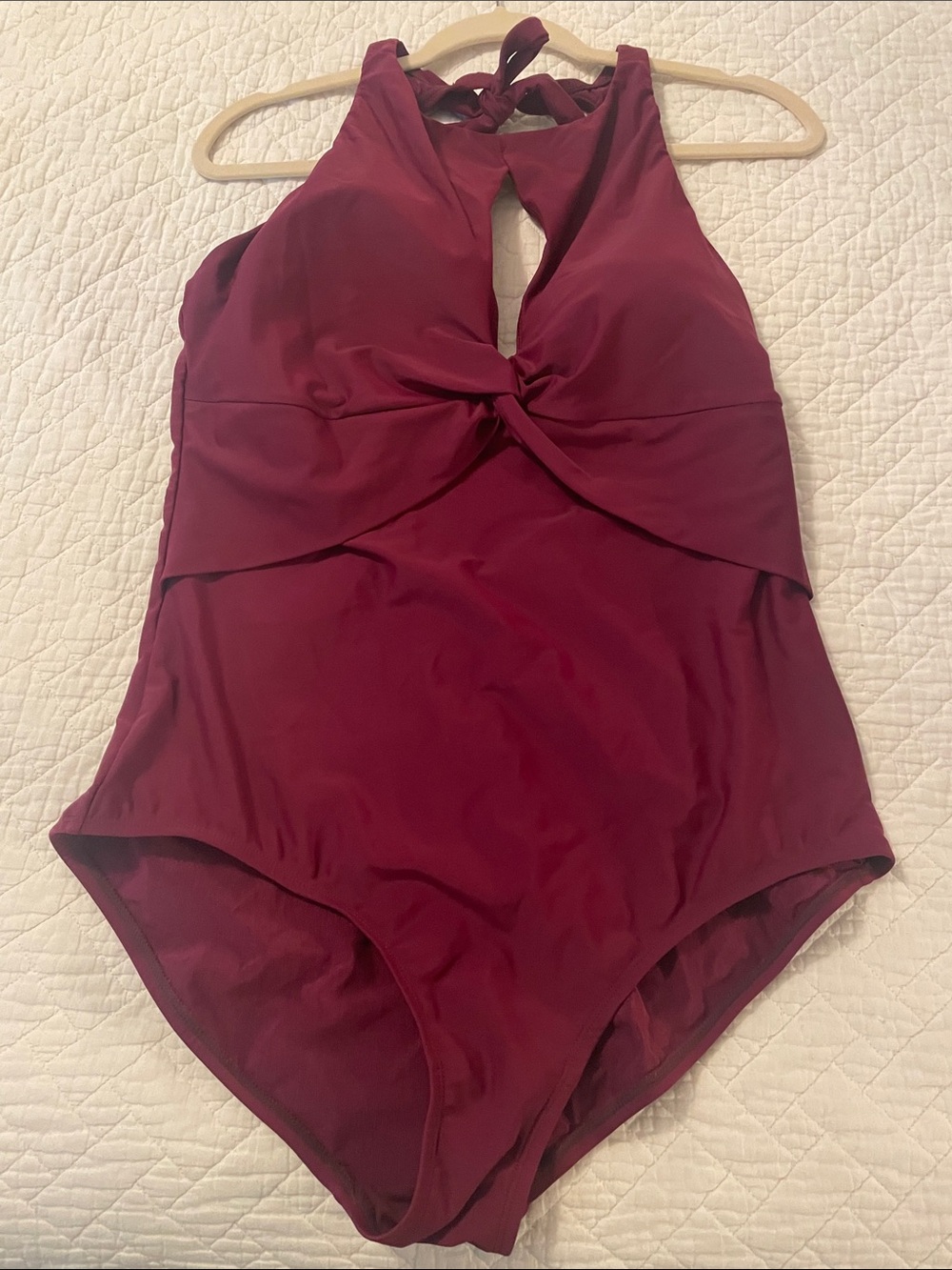 Swimsuits For All Burgundy Twist-Front One-Piece Swimsuit